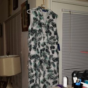 🌿 NEW ITEM🌿 Beautiful dress,pineapple earrings to go with free with purchase‼️